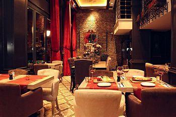 Otel Aly Port 3*