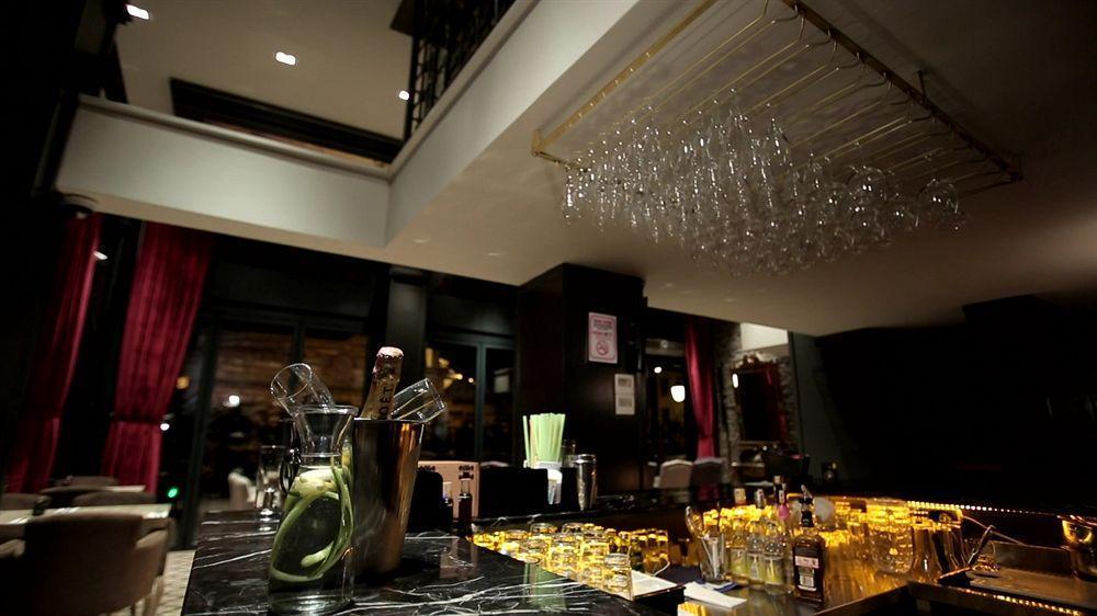 Otel Aly Port